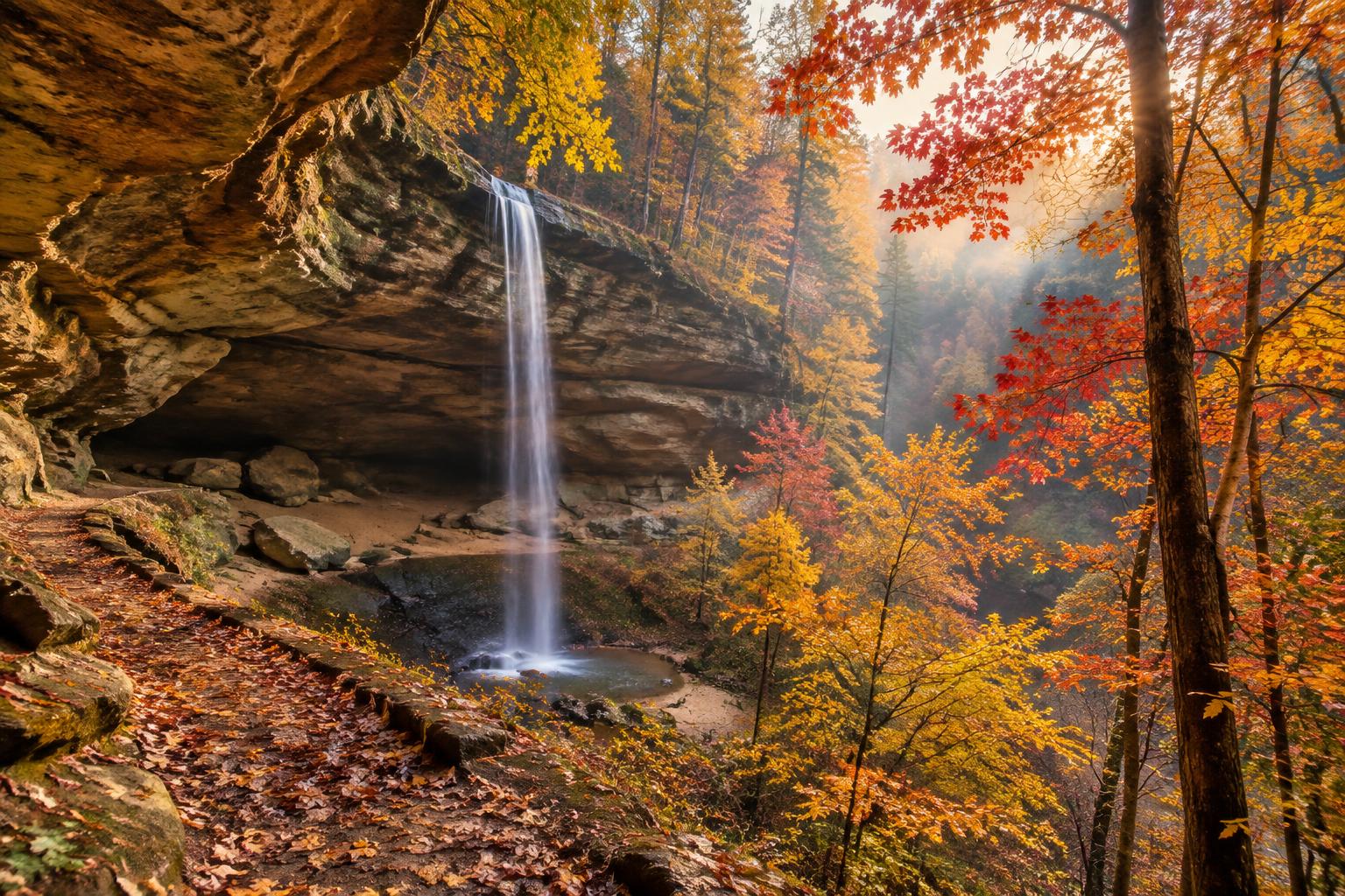 October & November in Hocking Hills: Peak Fall Color, Cozy Cabins & Crisp Trail Days